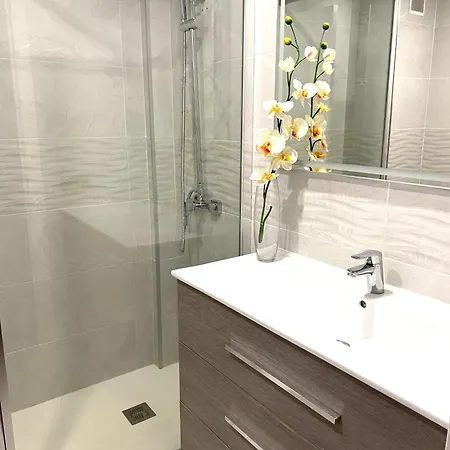 Apartment Charming Near - - 50sqm - Pool